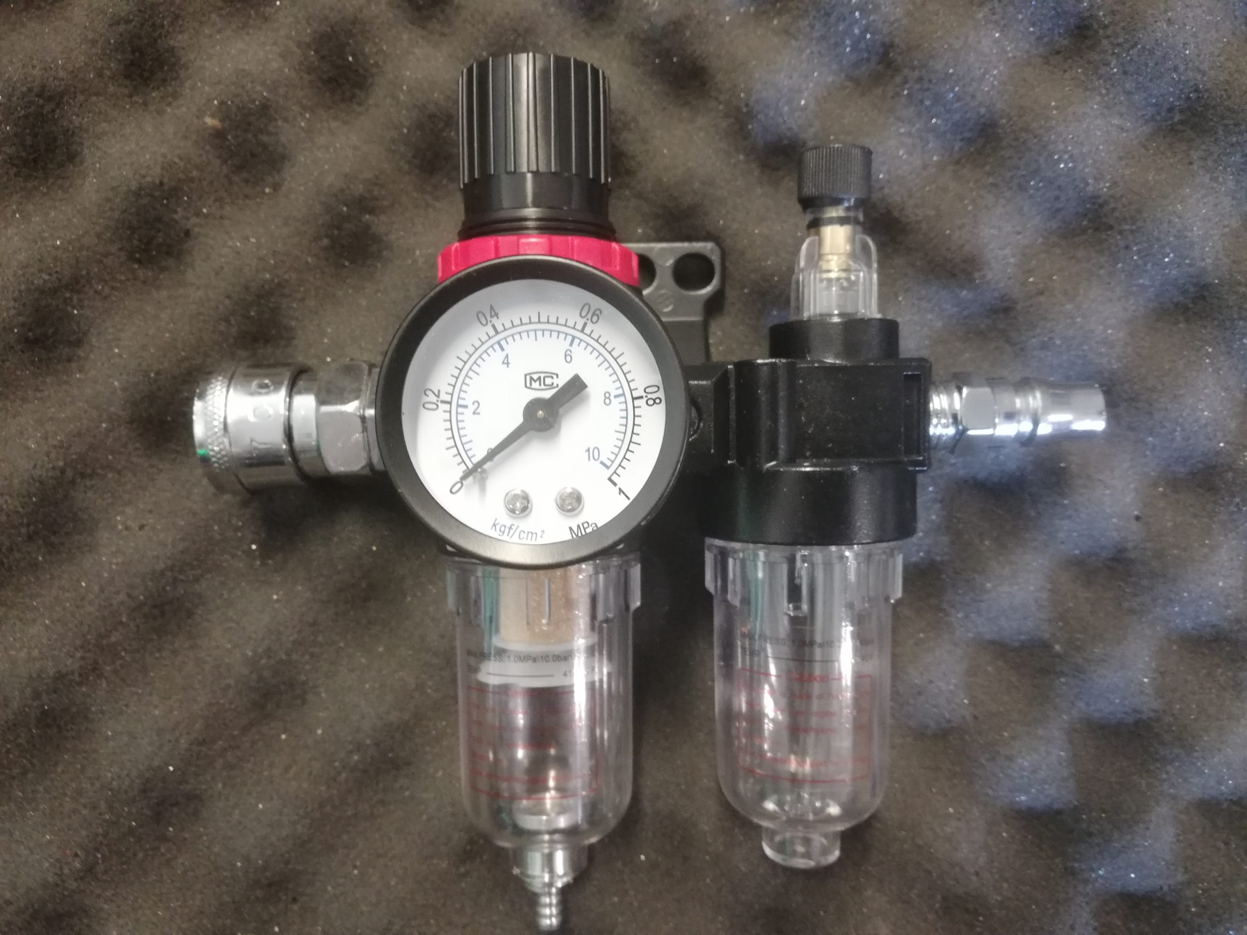 Pneumatischer Wasserabscheider Druckregler Pneumatische mit Manometer Ruolin Druckminderer Druckluft Wasserabscheider Druckluft 1/4 Filter Wasserabscheider Ölabscheider 